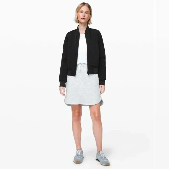 lululemon athletica Dresses & Skirts - Lululemon On the Fly Skirt *WovenWee Are From Space Nimbus Battleship